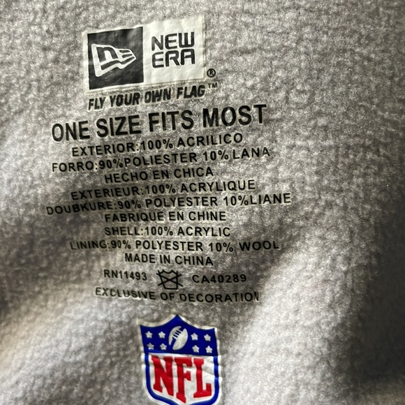 New England patriots winter hat - Picture 7 of 7